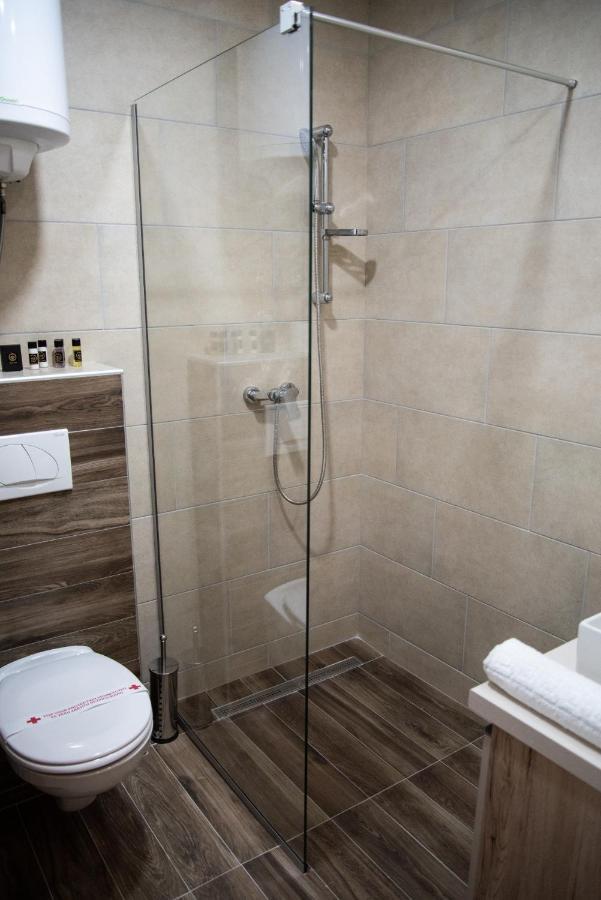 קופאוניק Apartmani Fashion -Milmari Resort מראה חיצוני תמונה