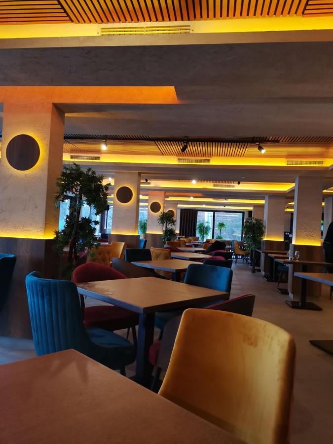 קופאוניק Apartmani Fashion -Milmari Resort מראה חיצוני תמונה