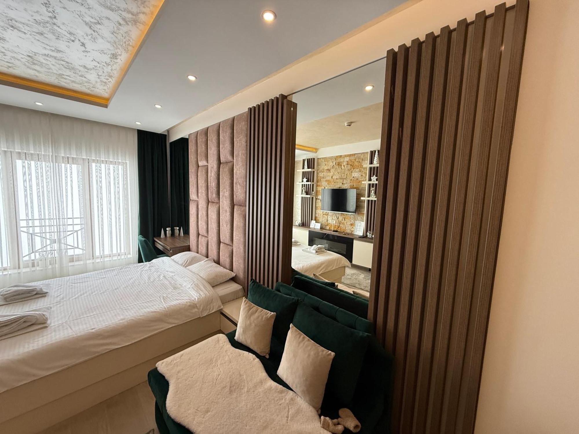 קופאוניק Apartmani Fashion -Milmari Resort מראה חיצוני תמונה